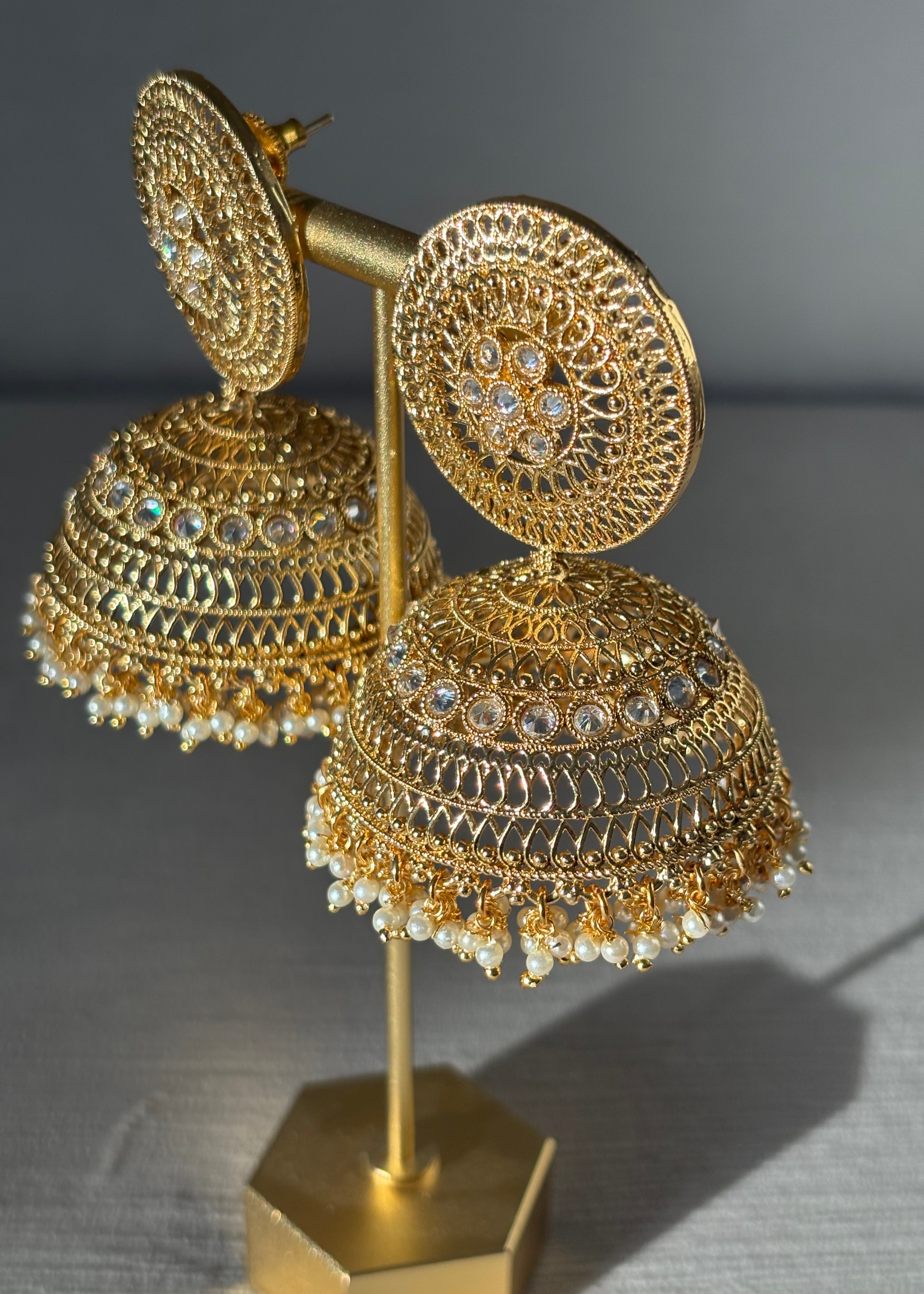 Manu Jhumka Bronze