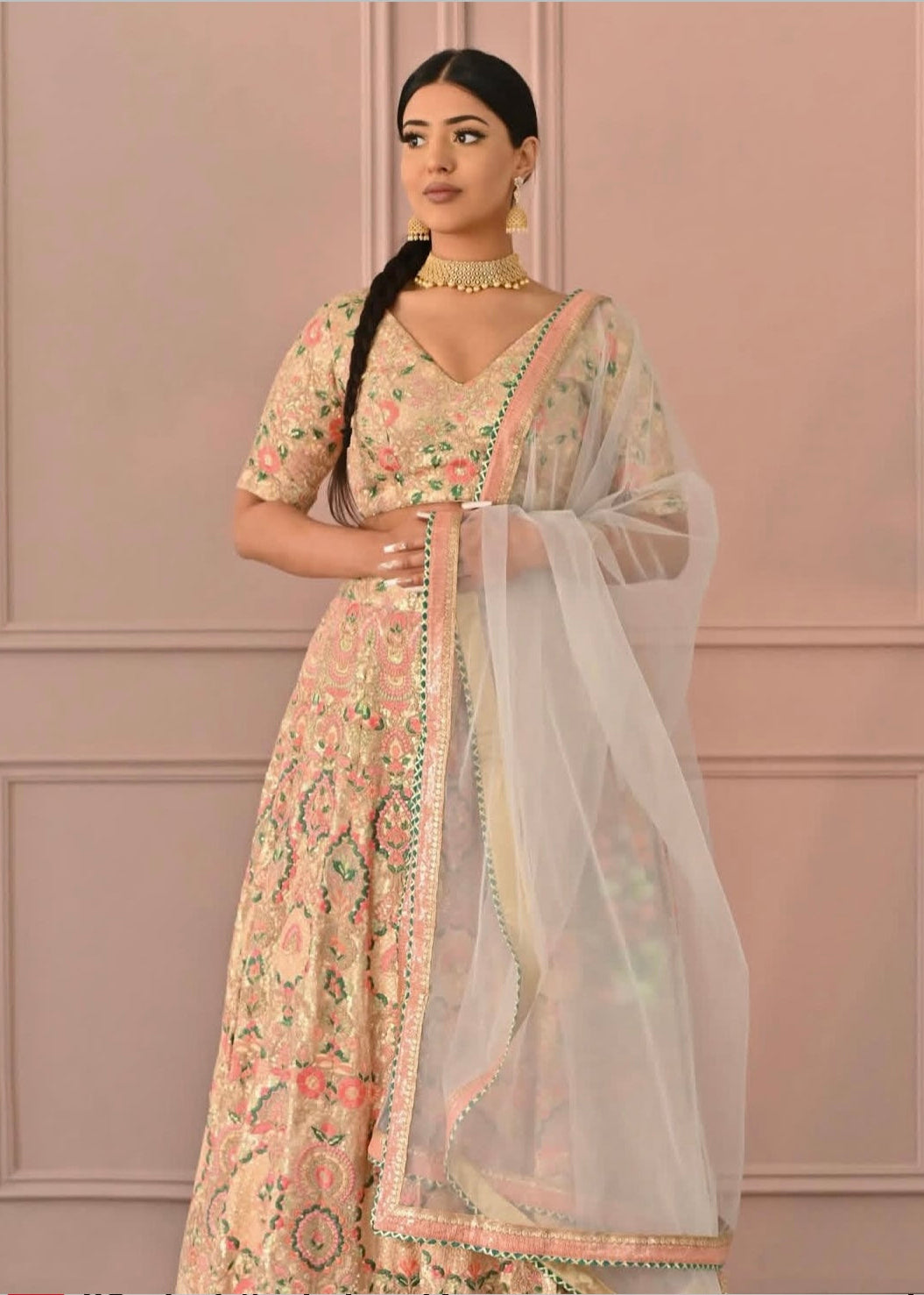 Luna Lehenga