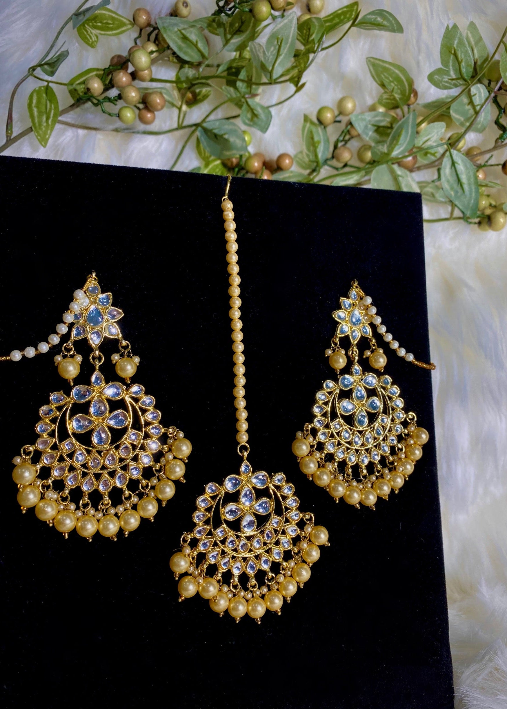 Nina Kundan Set Gold