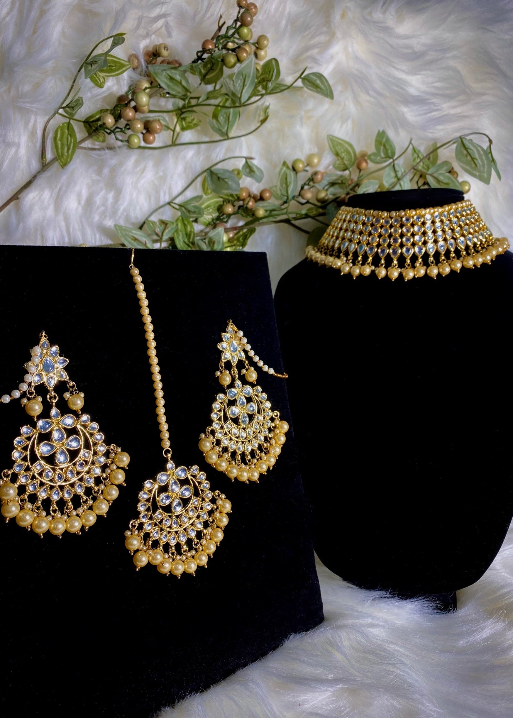 Nina Kundan Set Gold