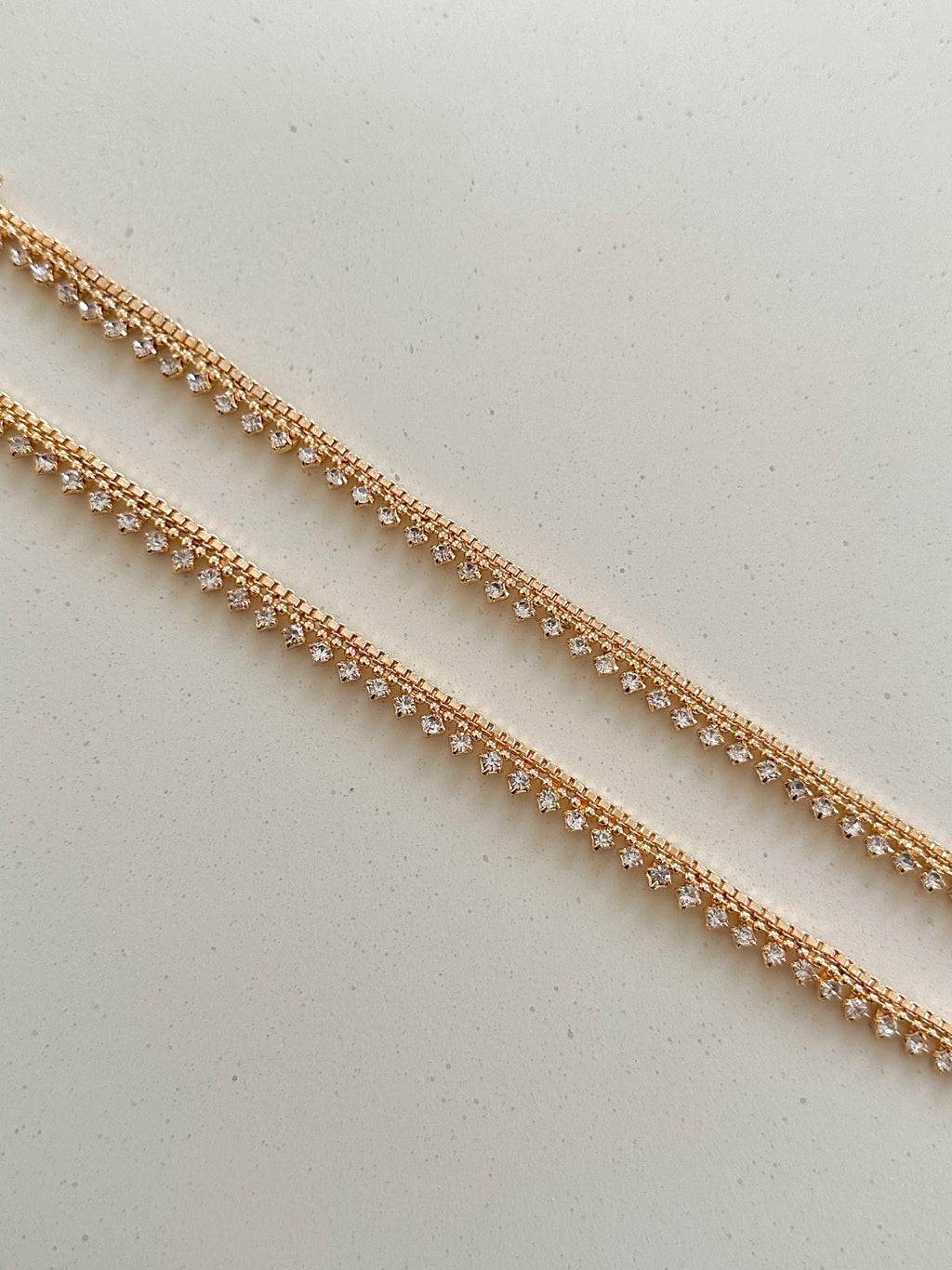Elle Jhanjar Gold