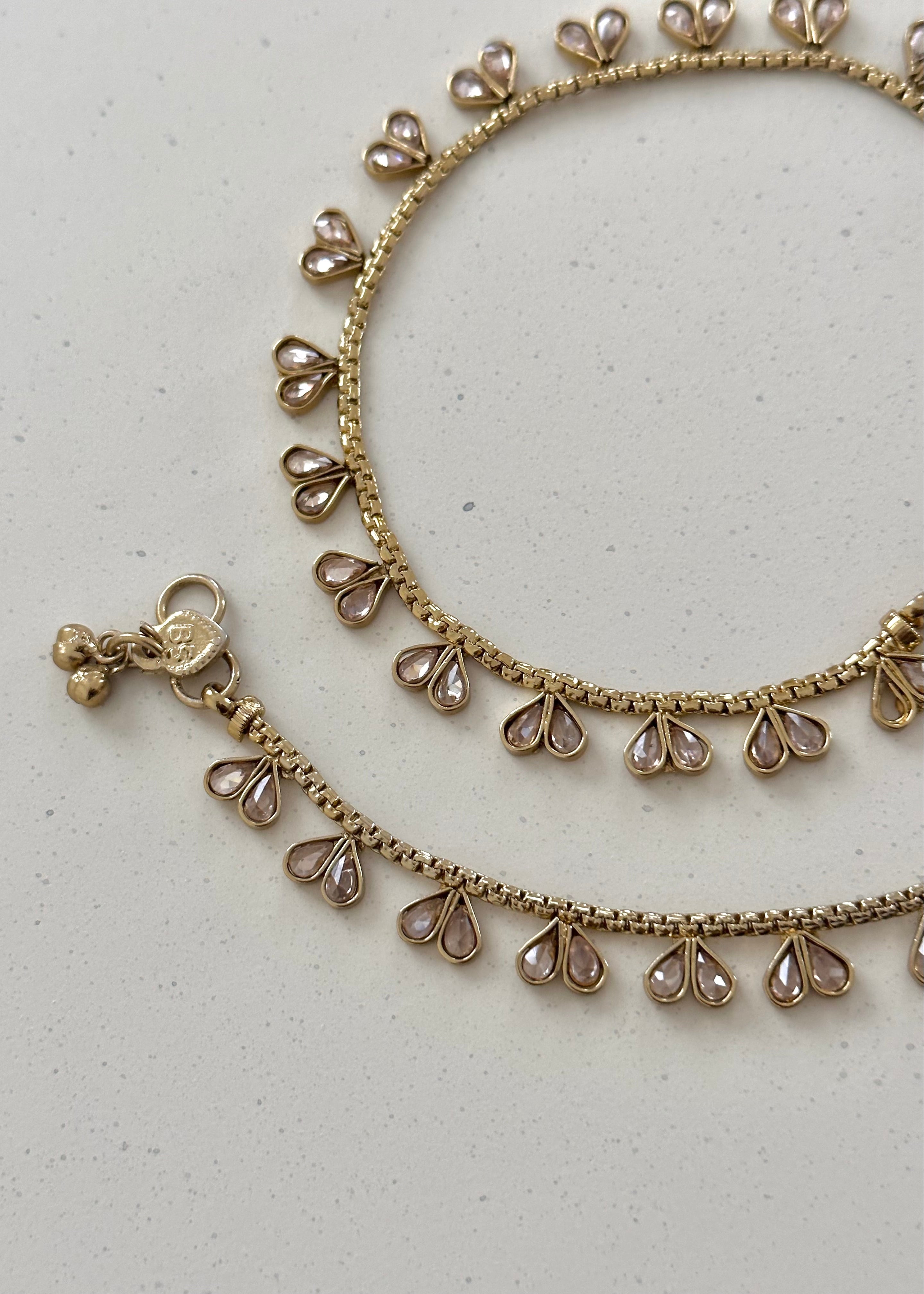 Heart Jhanjar Gold